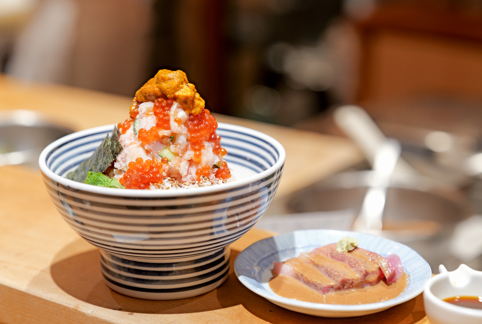 延伸閱讀：【東京美食】日本橋海鮮丼つじ半  東京第一名海鮮丼 二吃鯛魚湯泡飯讓人驚豔