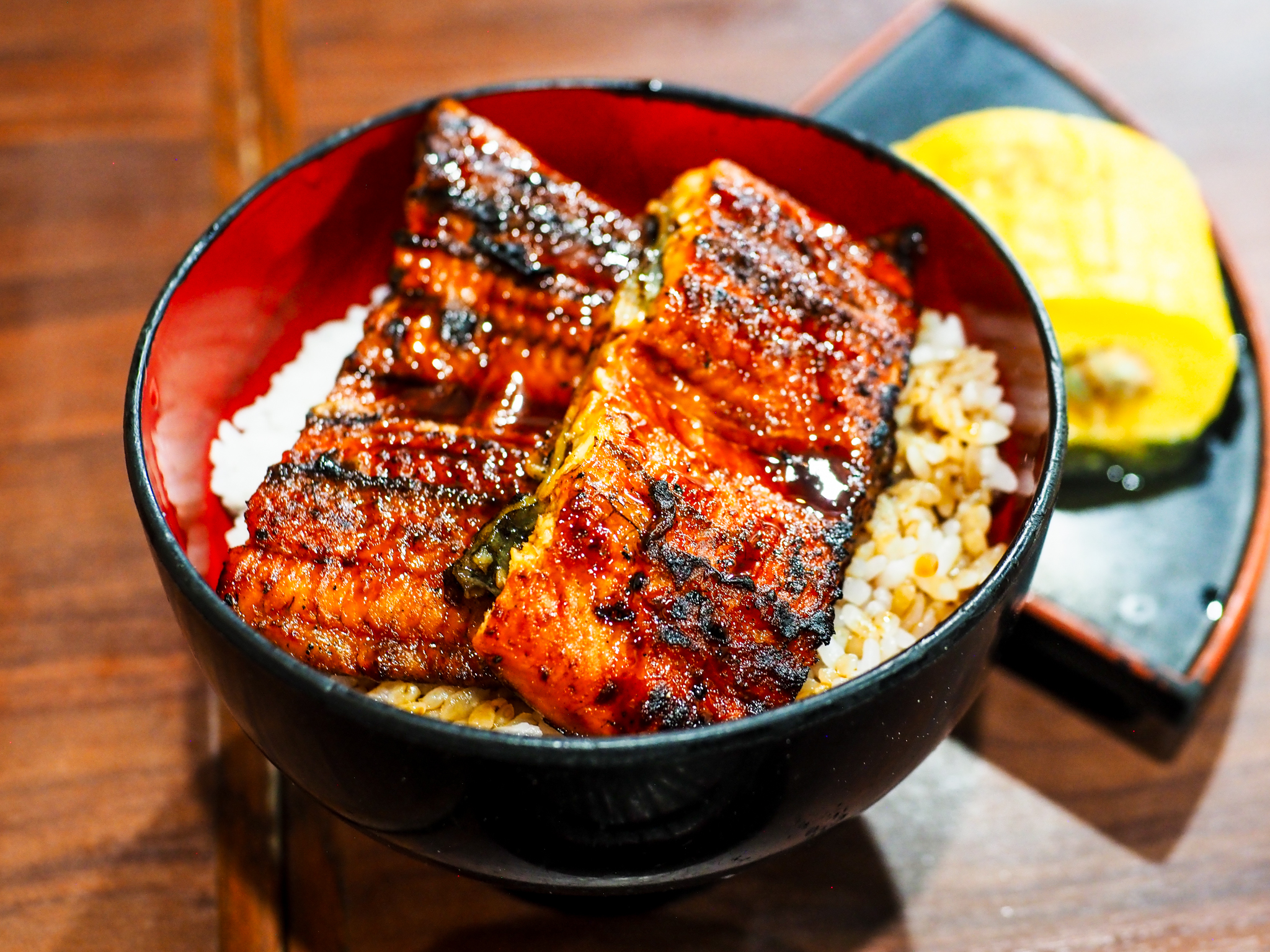網站近期文章：【上野鰻魚飯】名代宇奈とと鰻魚飯 上野站  鰻魚飯竟然150台幣還有找？！