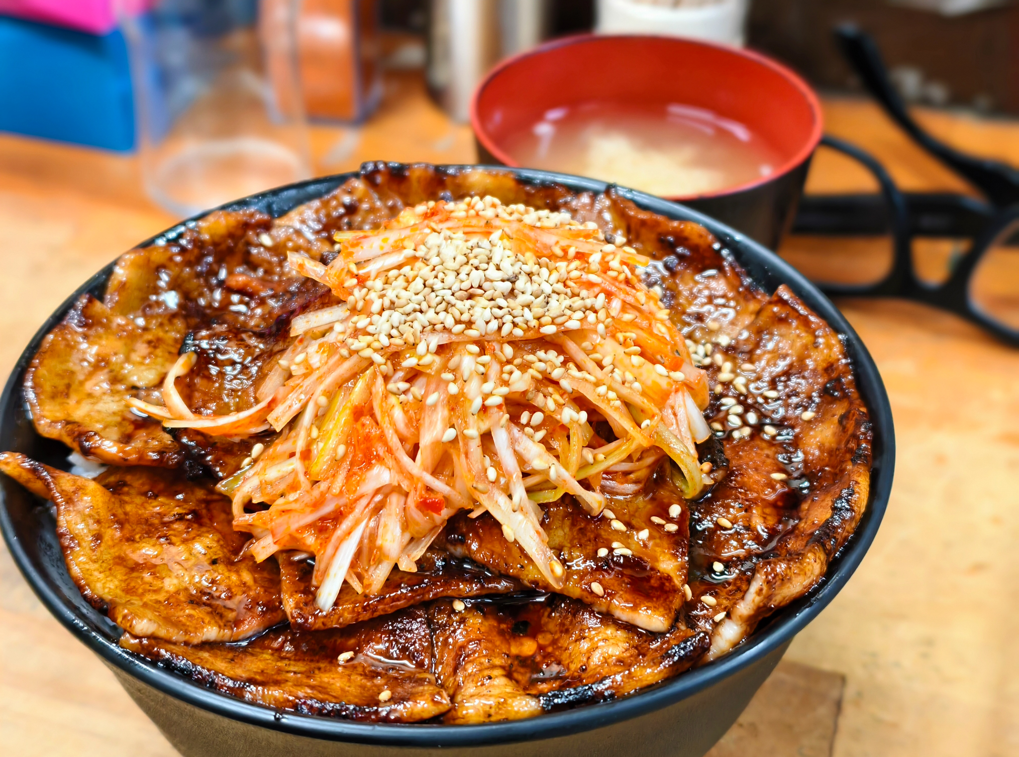網站近期文章：【東京美食】豚大學新橋校舍 豚井大份量！重口味焦香味飽足感十足