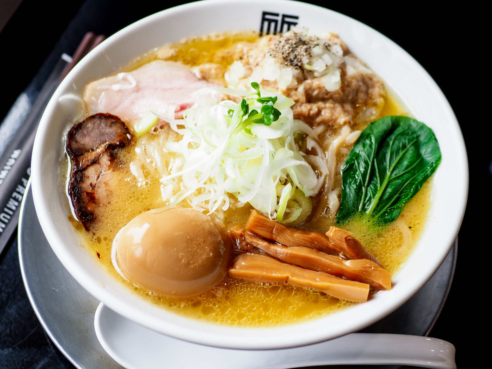 網站近期文章：【晴空塔美食】竹末東京Premium  必吃干貝雞白湯拉麵  食べログ百名店常客